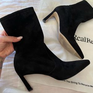Stuart Weizman Suede boots